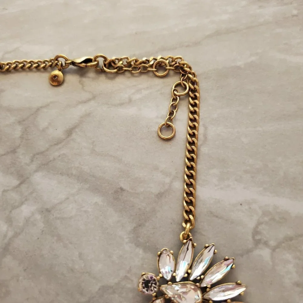 ✨ J.Crew Rhinestone Crystal Cluster Statement Bridal Wedding Necklace ✨ - Picture 4 of 14